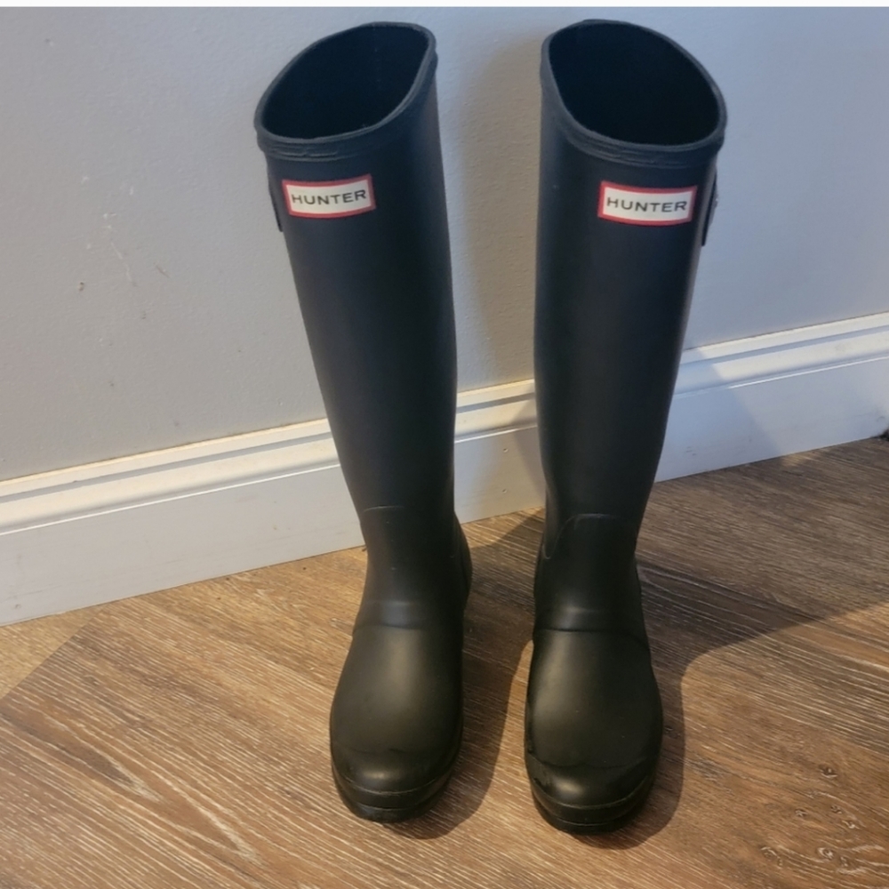 Black Hunter Boots